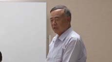 原告の中山成彬氏（前衆議院議員）